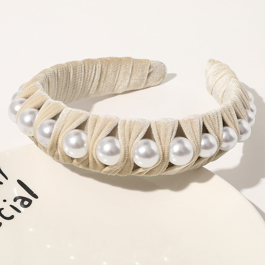 Wholesale of New Autumn and Winter Velvet Woven Pearl Hair Bands