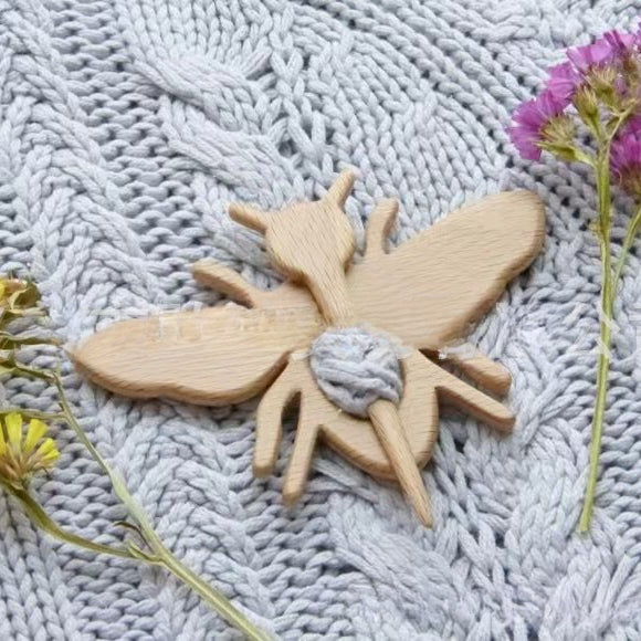Wholesale of Wooden Animal Brooches