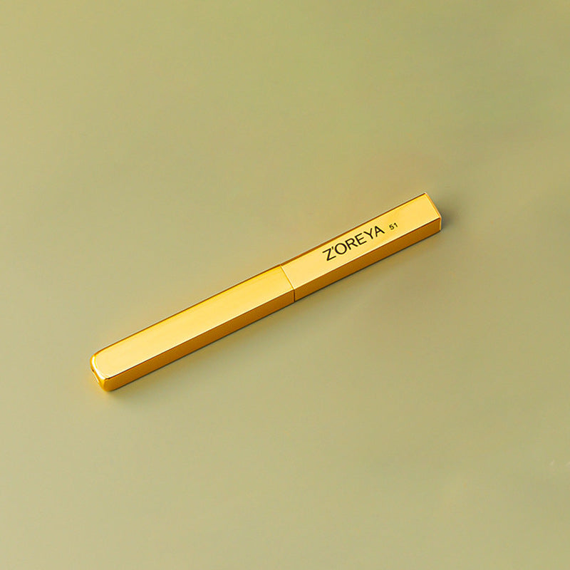 Wholesale Portable Retractable Artificial Fiber Lip Brushes with Covers