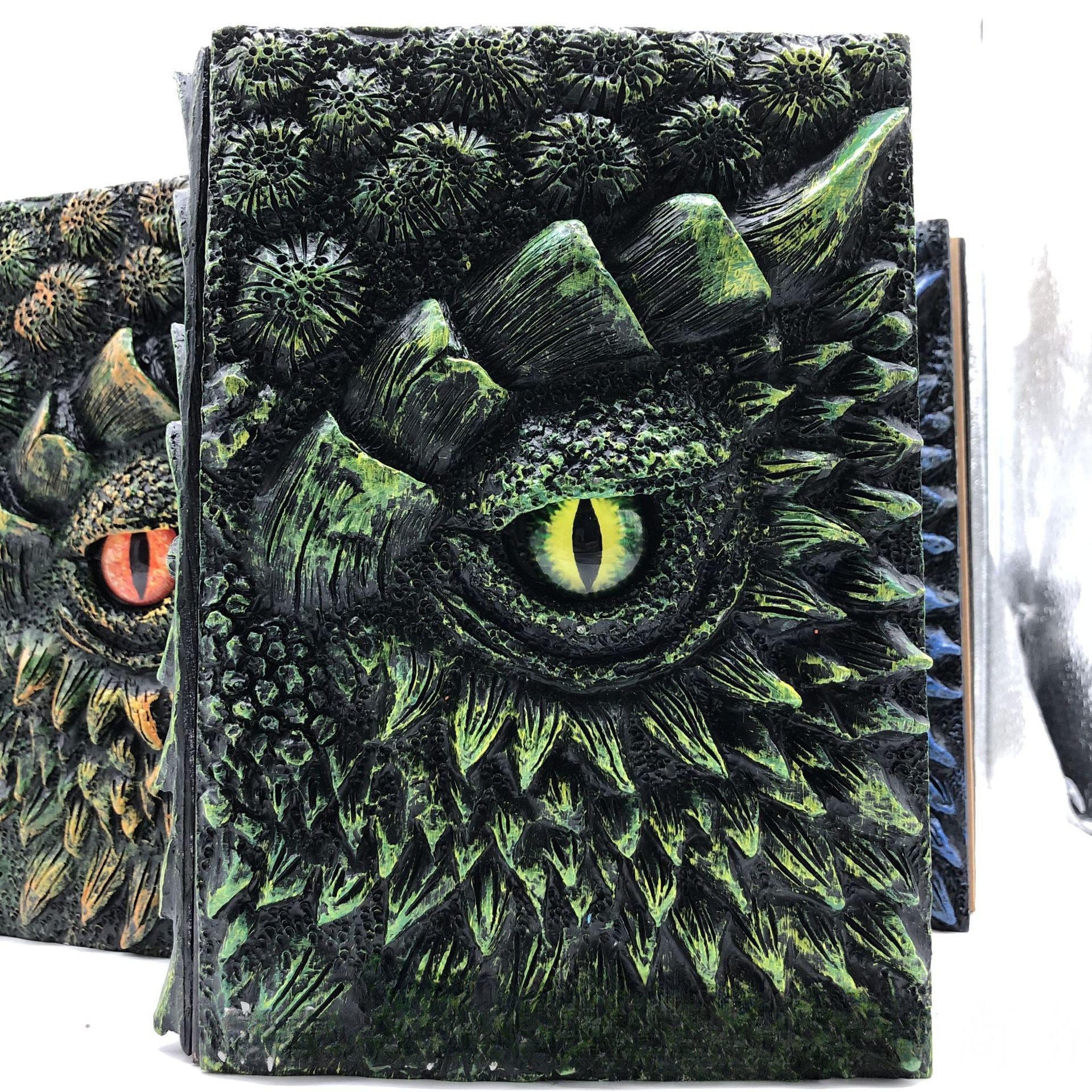Wholesale Resin Deluxe Animated Dragon Book Notebook