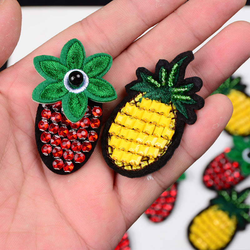 Wholesale Handmade Beaded Pineapple Strawberry Embroidery Cloth Patch Hat Clothes Decoration FS