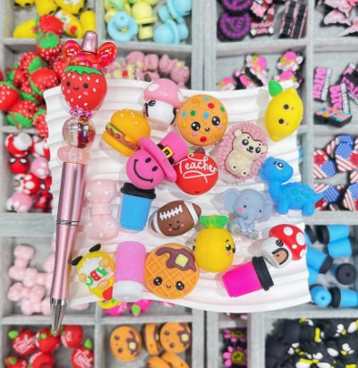 Wholesale 20pcs/50pcs 3D Random Cartoon DIY Creative Doll Ballpoint Pen Trendy Beads