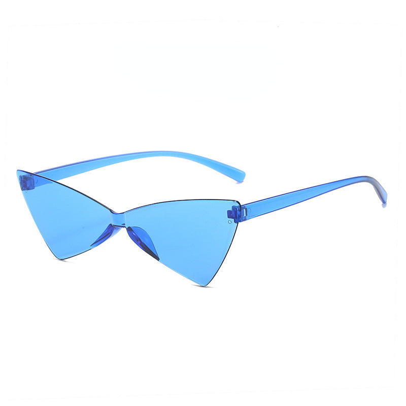 Wholesale of New Triangular Cat Eye Integrated Bow Shaped PC Sunglasses