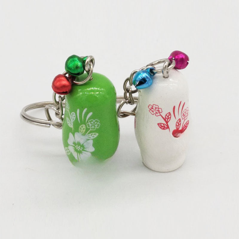 卸売バレンタインデーロシアの入れ子人形木製キーホルダー