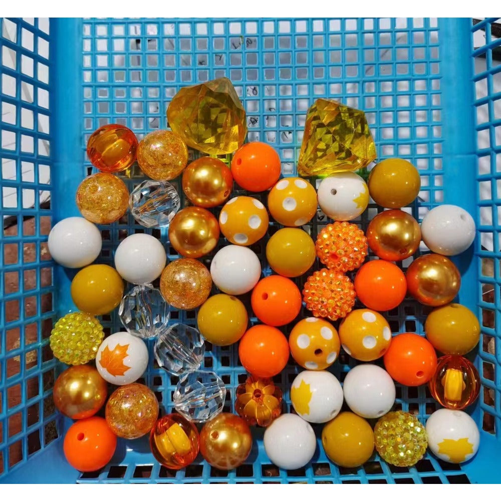 Wholesale 50pcs 20mm Diamond Maple Leaf Pattern Mixed Color Beads