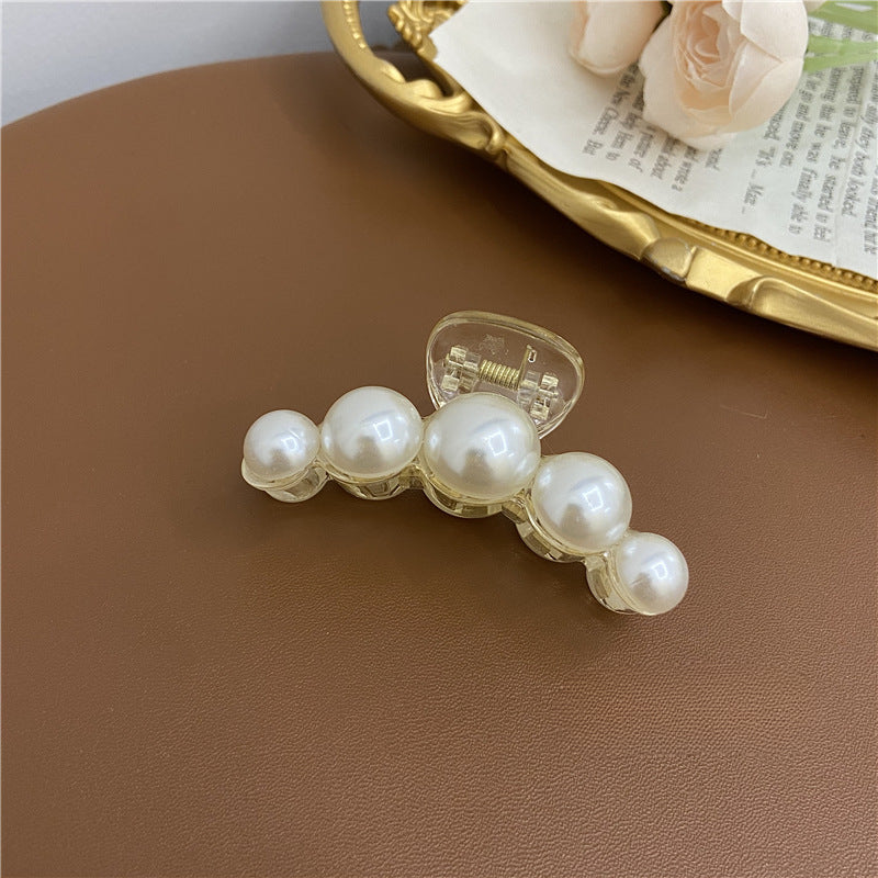 Wholesale Large Pearl Plastic Grab Clips