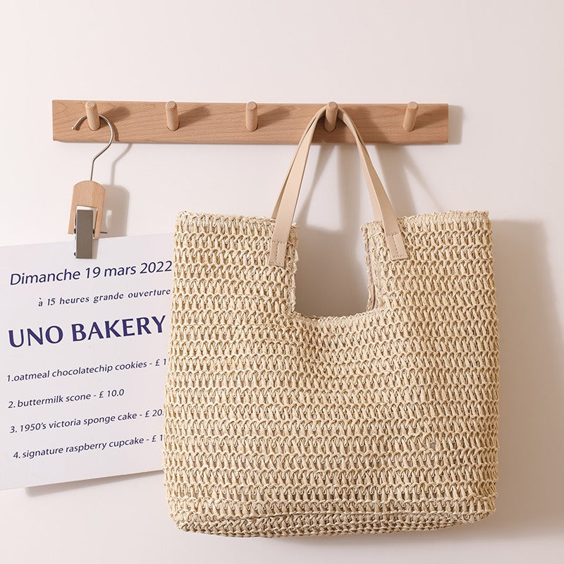 Wholesale of Simple and High-capacity Straw Woven Bags
