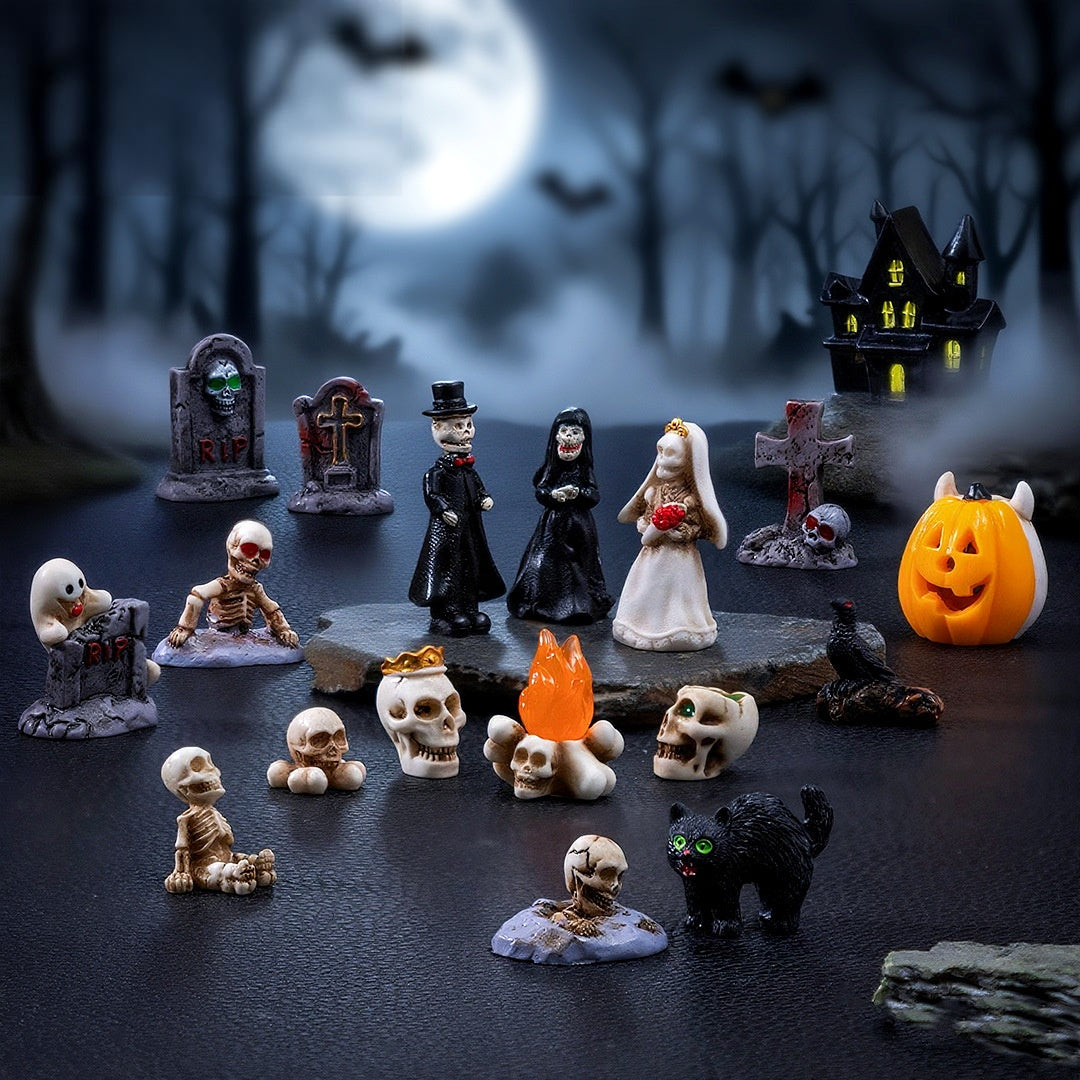 Wholesale Resin Skeleton Couple Cartoon Figurine  Desktop Decoration for Party Resale