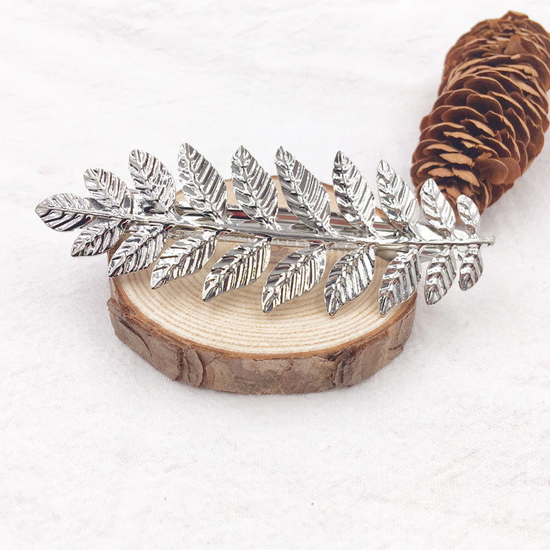 Wholesale Vintage Leaf Alloy Hair Clips