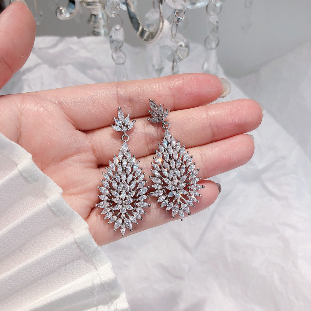 Wholesale Plated 18K Pearl Tassel Earrings Zircon