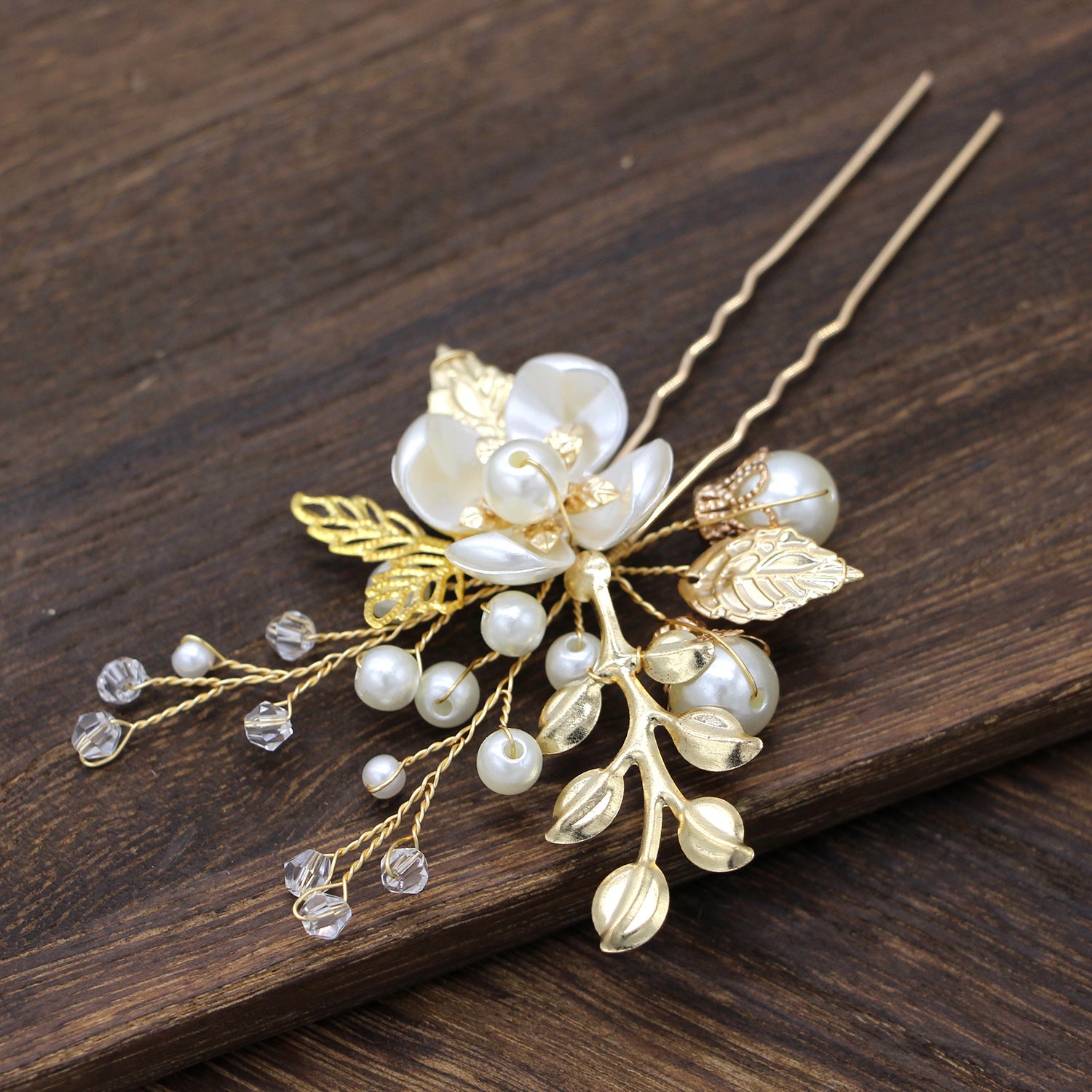 Venta al por mayor de hojas de plata hechas a mano con perlas trenzadas en forma de U