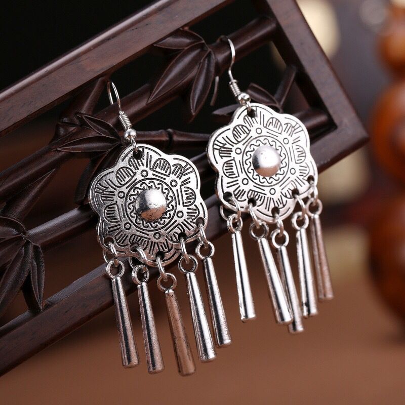 Wholesale Nepal Vintage Alloy Earrings