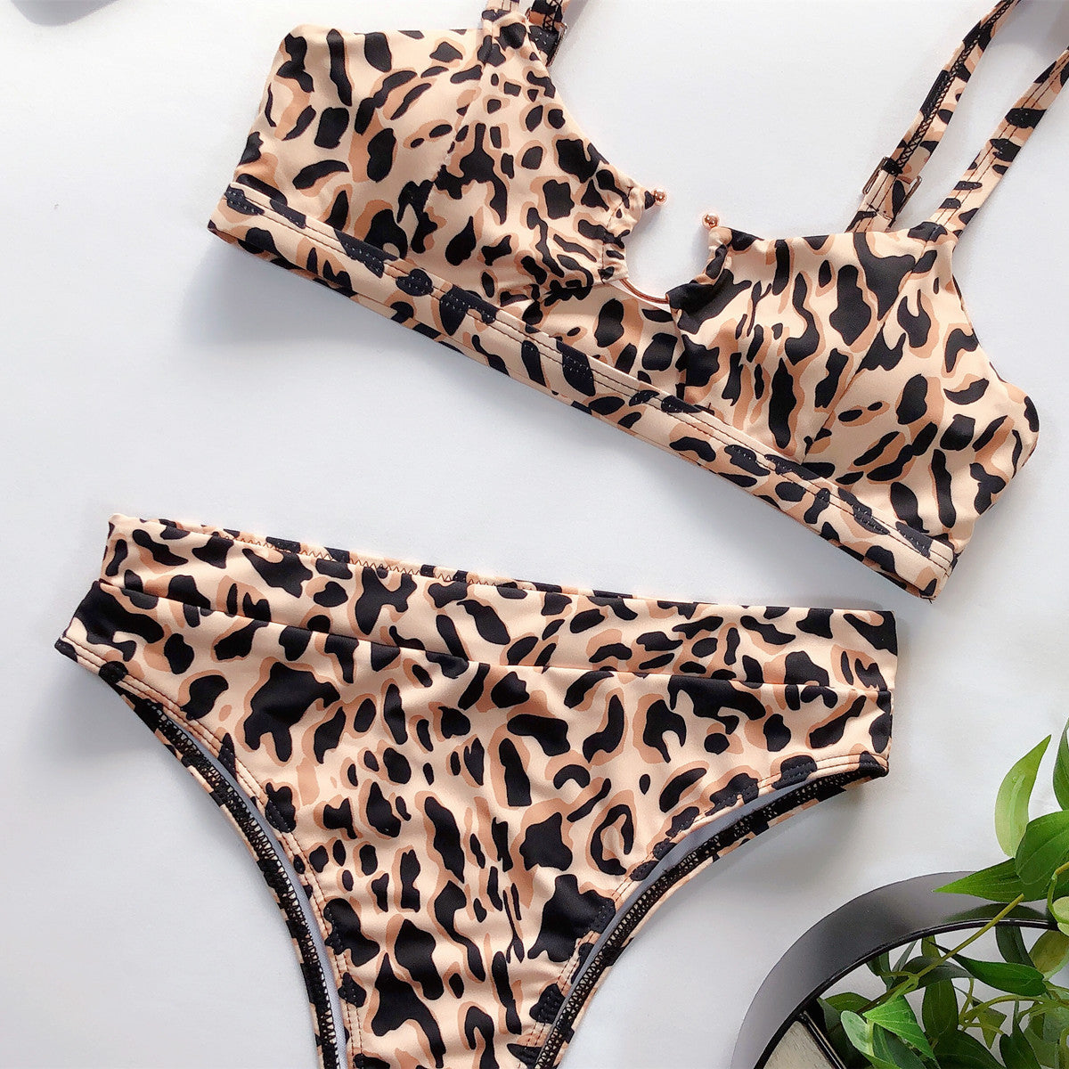 Wholesale Split Leopard Print Polyester Swimwear
