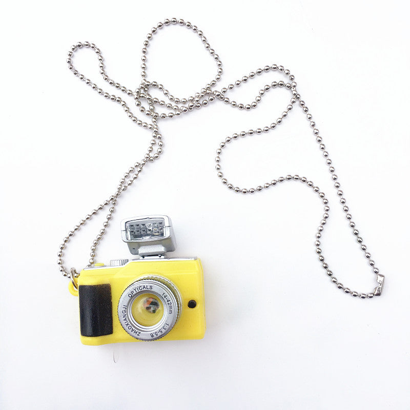 Wholesale Alloy Retro Small Camera Necklace