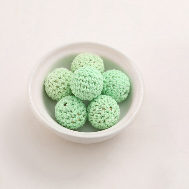 Wholesale 10PCS 20mm Yarn Beads