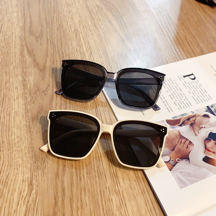 Wholesale PC Large Square Frame Ladies Sunglasses