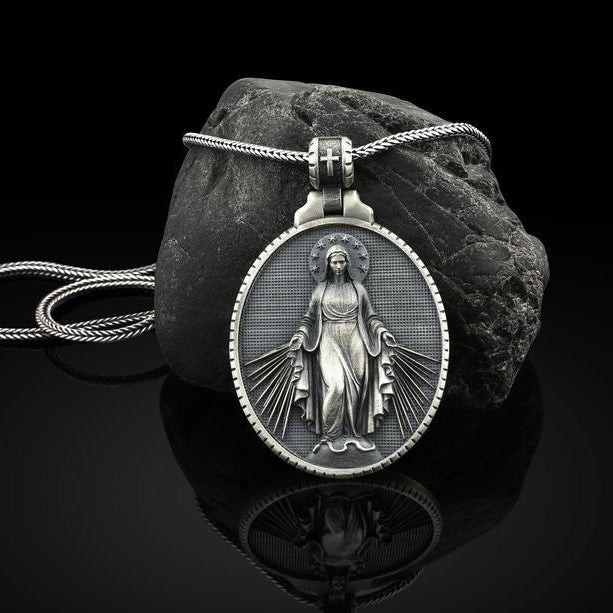 Wholesale Vintage Virgin Mary Alloy Necklaces