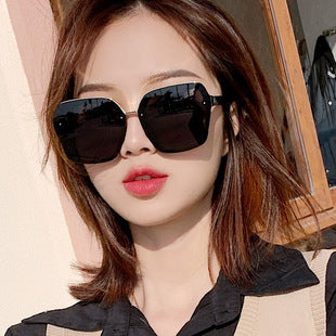 Wholesale PC Large Square Frame Ladies Sunglasses