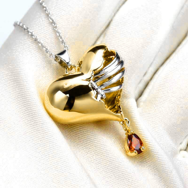 Wholesale Alloy Human Chest Rib Hollow Heart Necklace