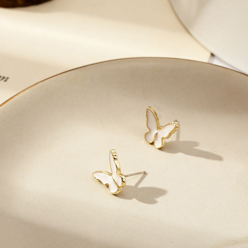 Wholesale Love Pearl Alloy Earrings