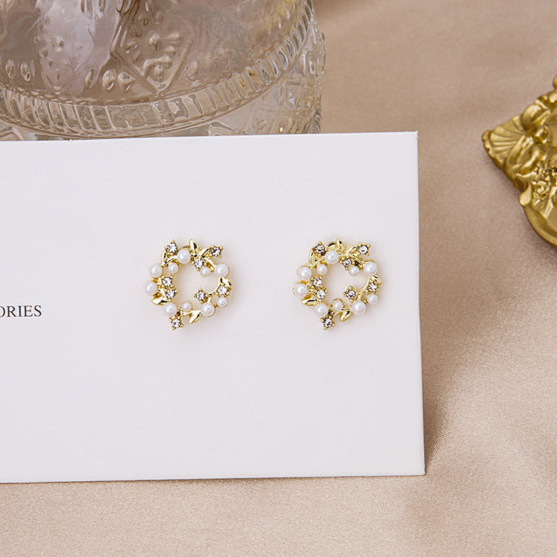 Wholesale Olive Branch Pearl Diamond Alloy Earrings
