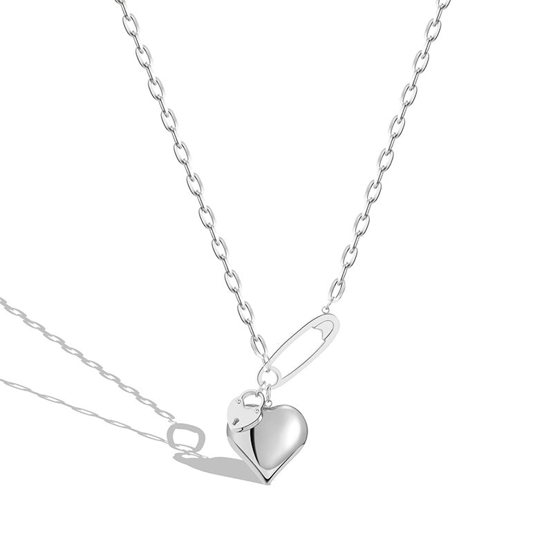 Wholesale Titanium Steel 18K Gold Three-dimensional Peach Heart Necklace