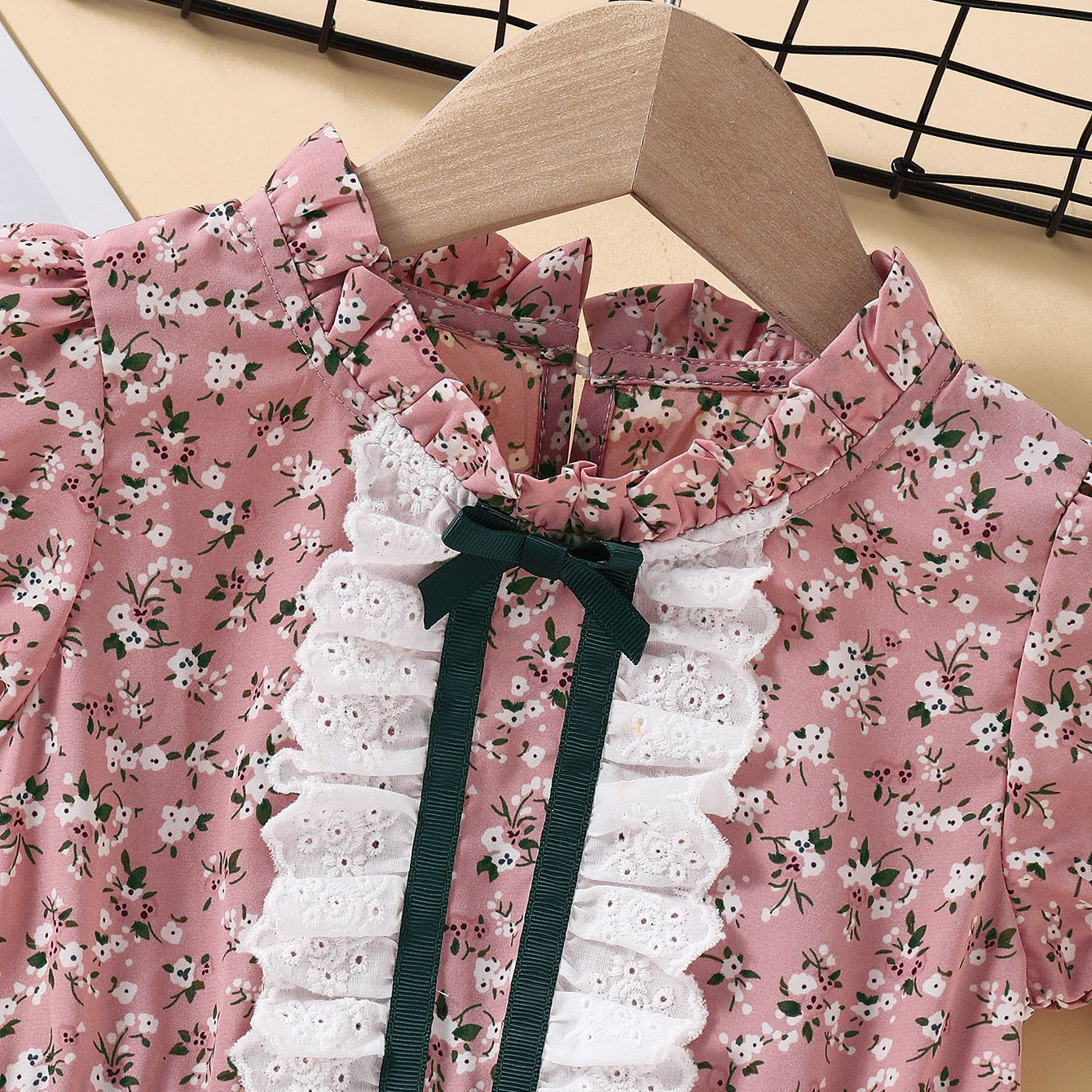 Wholesale Children's Pastoral Floral Polyester Dress