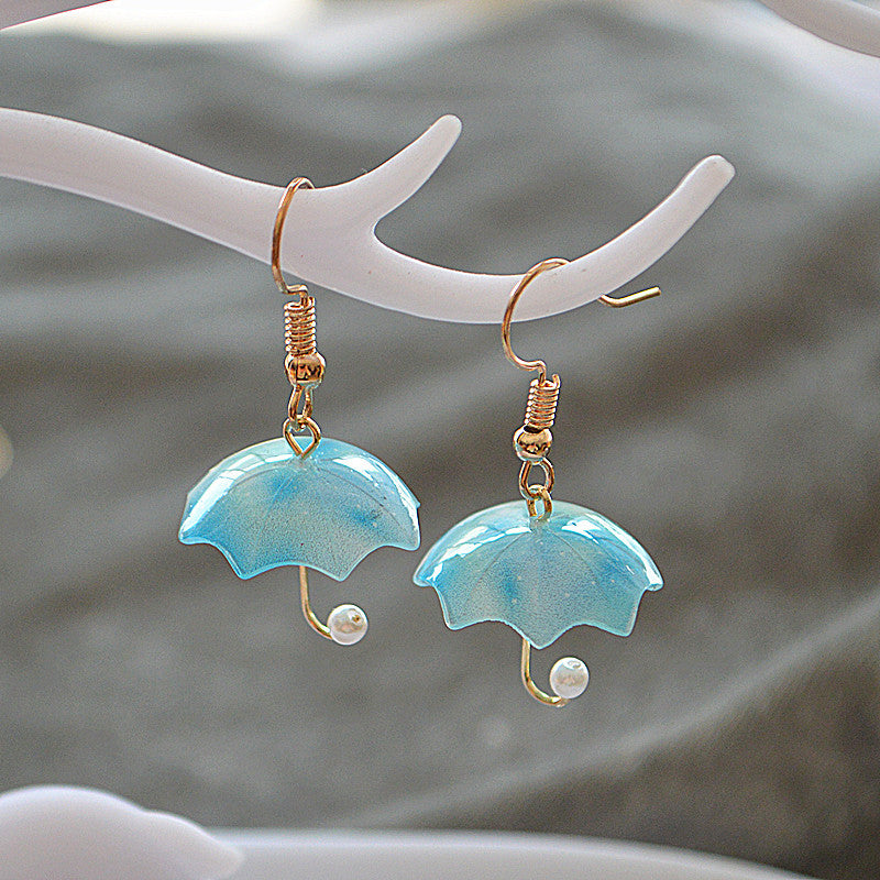 Venta al por mayor Mini creativo paraguas falso pendientes de metal