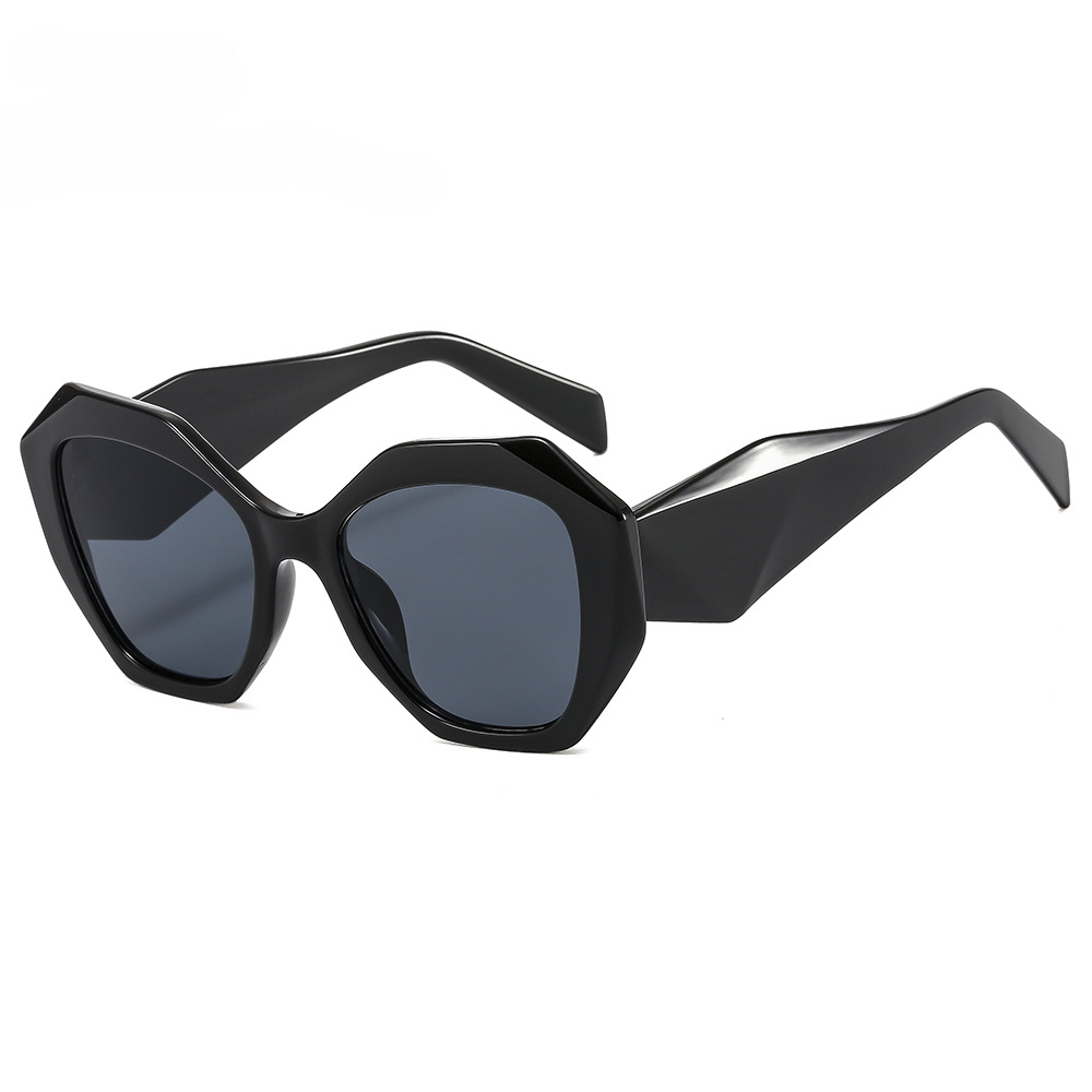 Wholesale PC Shaped Large Frame Sunglasses