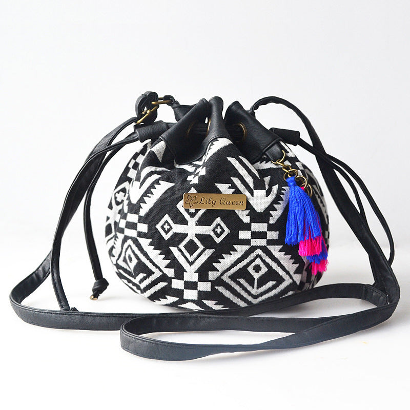 Wholesale Canvas Vintage Western Tassel Shoulder Bag