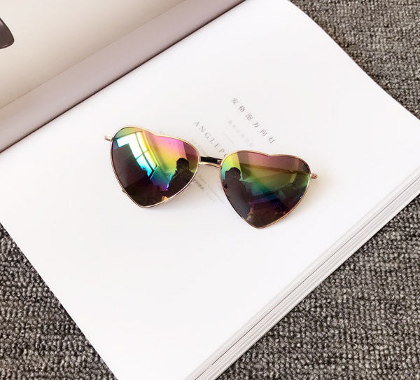 Wholesale PC Ladies Peach Heart Transparent Sunglasses