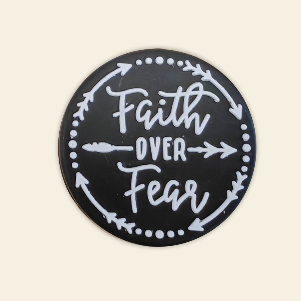 Wholesale 10pcs Round Letters Silicone Focal Beads