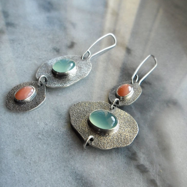 Venta al por mayor Pendientes De Metal De Calcedonia De Menta Bohemia