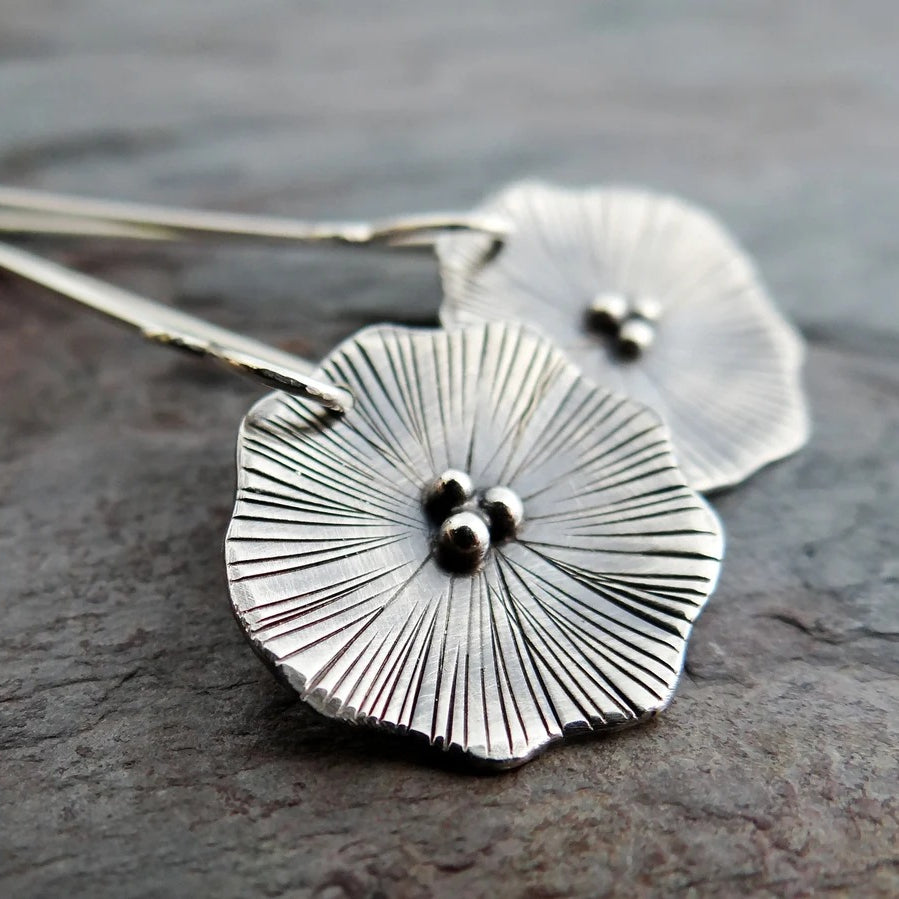 Wholesale Vintage Lotus Leaf Ethnic Alloy Earrings