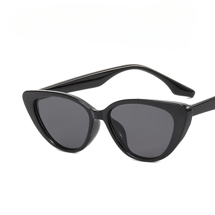 Wholesale Retro Triangular Cat Eye PC Sunglasses