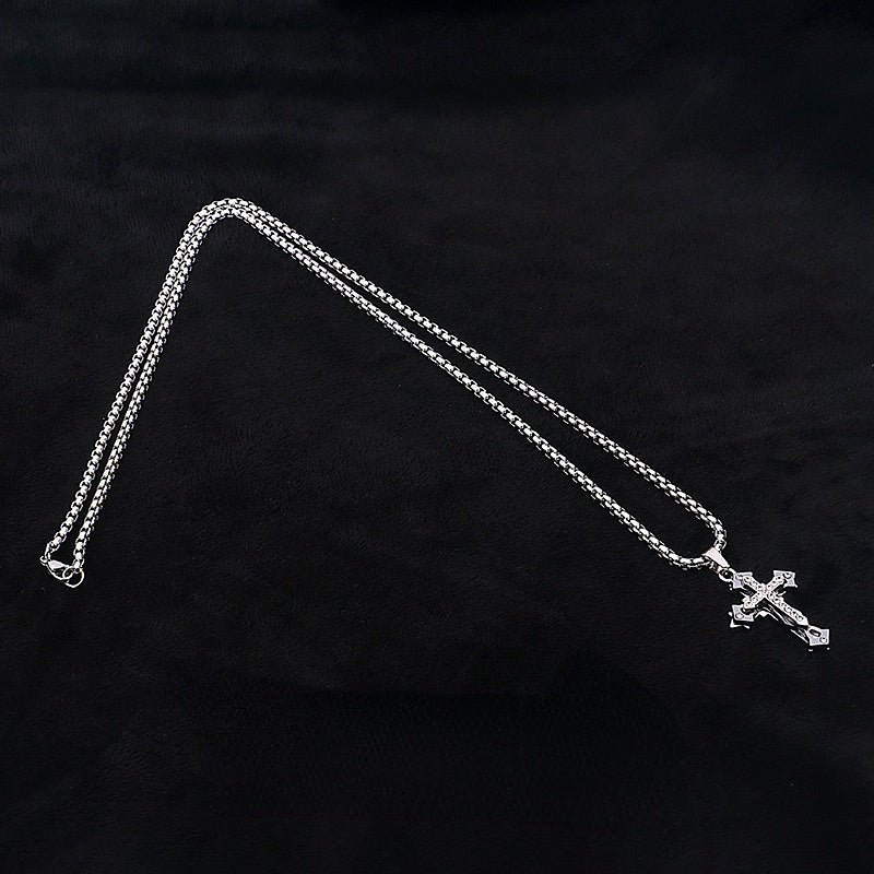 Collar con colgante de cruz de circón de acero titanio al por mayor