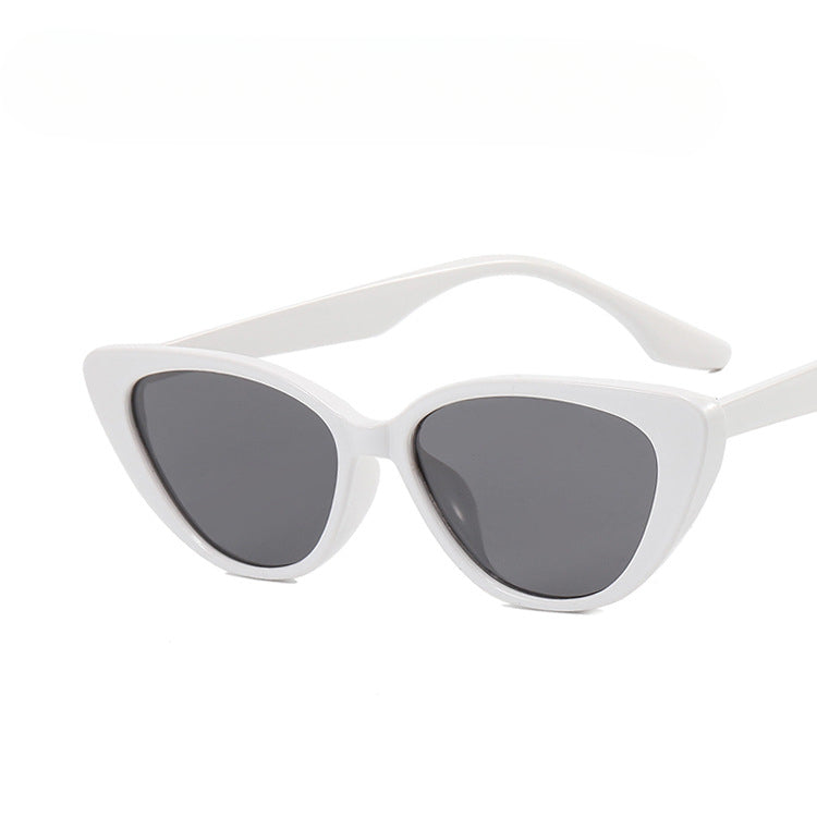 Wholesale Retro Triangular Cat Eye PC Sunglasses