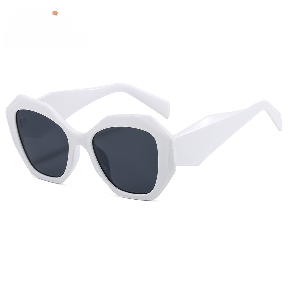 Wholesale PC Shaped Large Frame Sunglasses