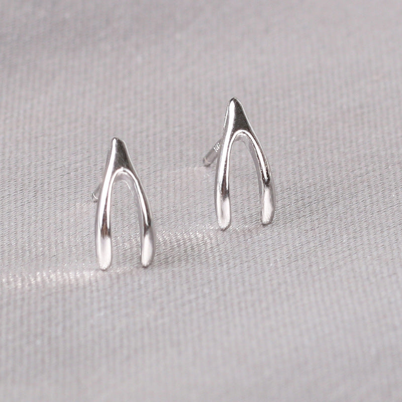 Wholesale 925 Sterling Silver Pin Mini Love Earrings