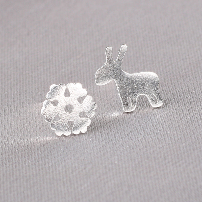 Wholesale 925 Sterling Silver Pin Mini Love Earrings