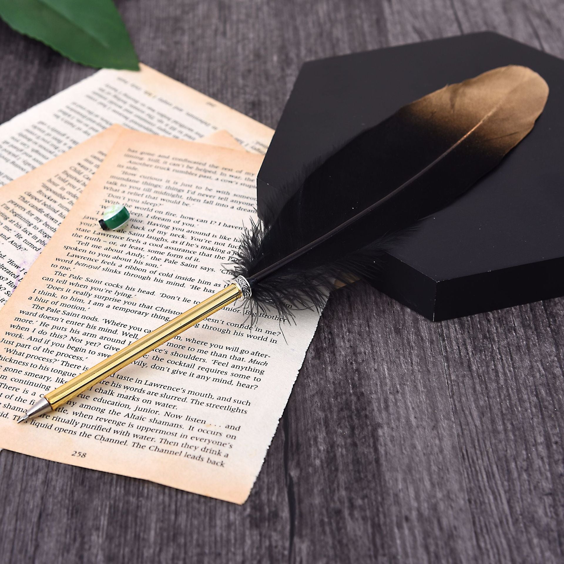 Venta al por mayor Bolígrafo De Plumas De Metal En Aerosol De Oro