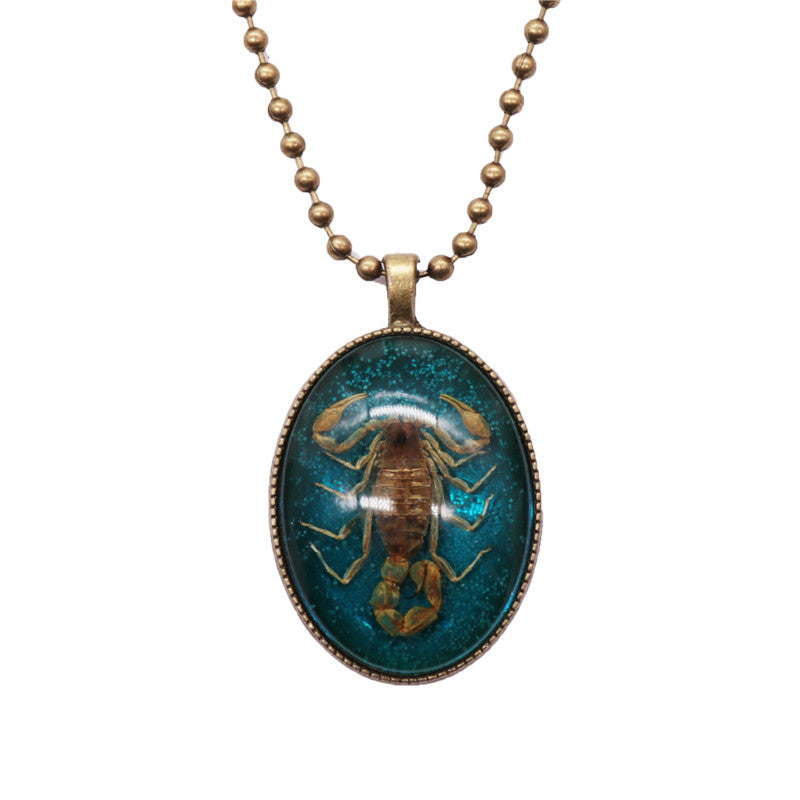 Wholesale Amber Insect Resin Necklace