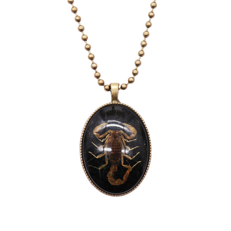 Wholesale Amber Insect Resin Necklace