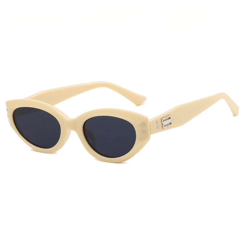Wholesale Retro Narrow Frame Cat Eye PC Sunglasses