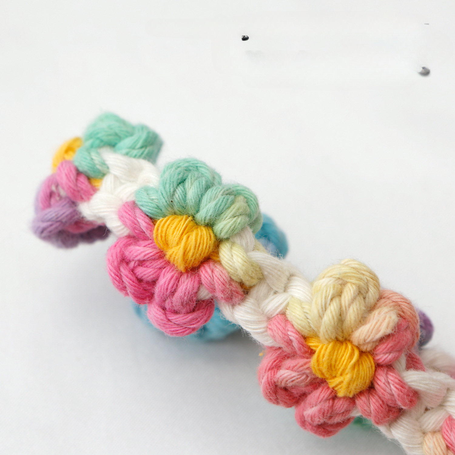 Wholesale Hand Woven Flower Daisy Cotton Rope Keychain