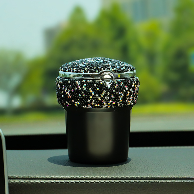 Wholesale Aluminum Diamond Fashion Car Ashtray