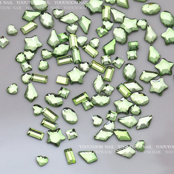 Wholesale 100PCS/Pack 6MM Glass Flat Nail Diamond Beads