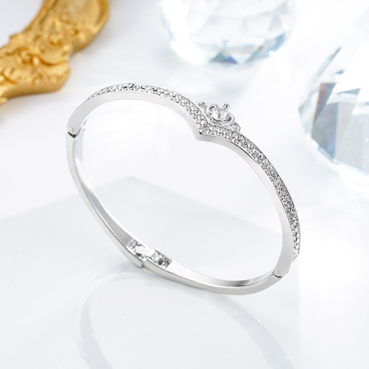 Pulsera De Aleación De Diamante De Corona En Forma De Corazón al por mayor