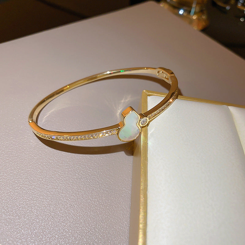 Brazalete de metal de serpiente de alfabeto de circón al por mayor