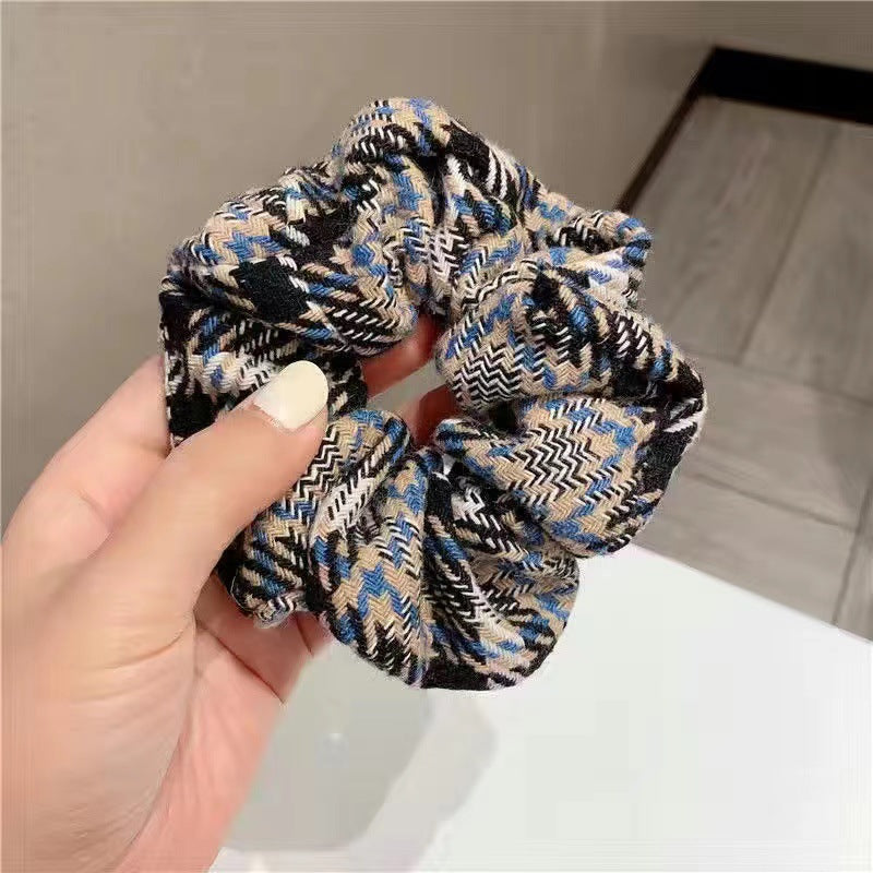 Wholesale Plaid Large Intestine Fabric Hairpins